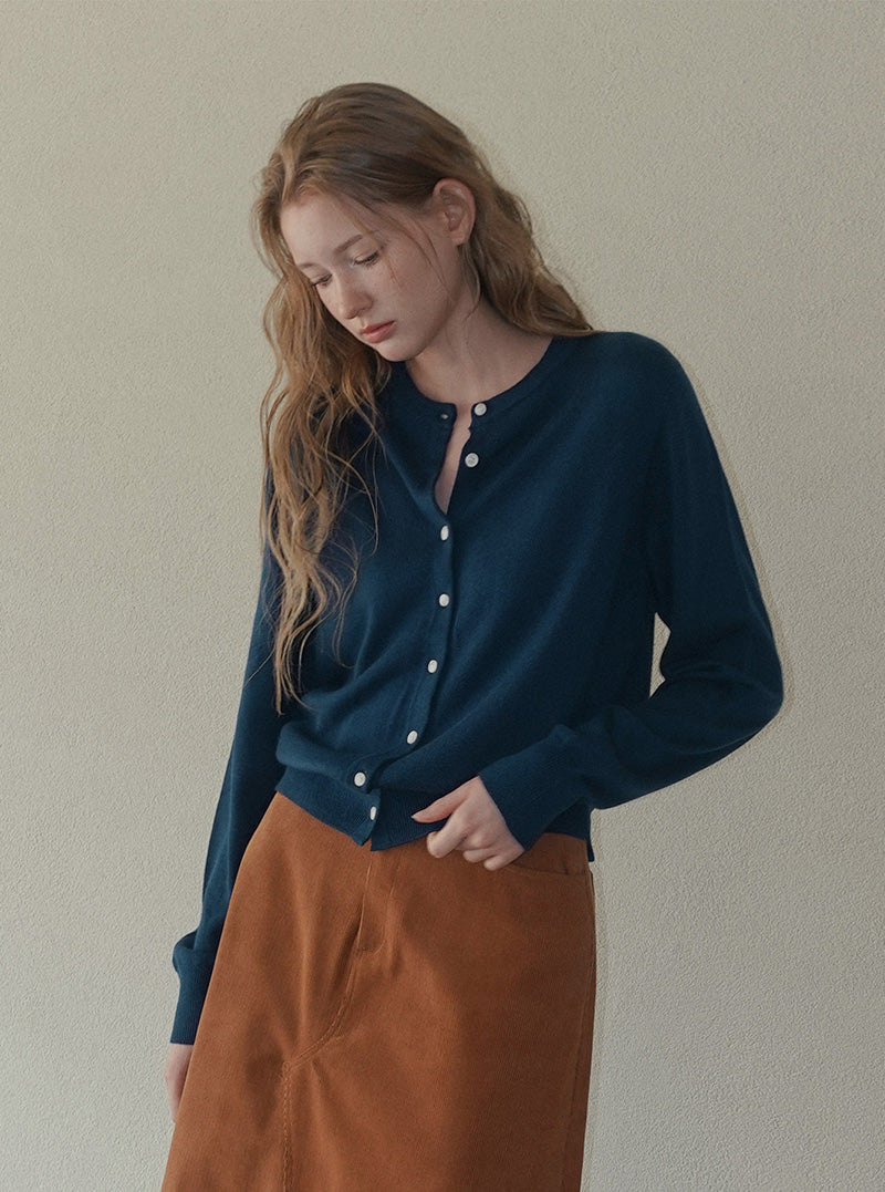 Ichen basic round neck knit long sleeve cardigan