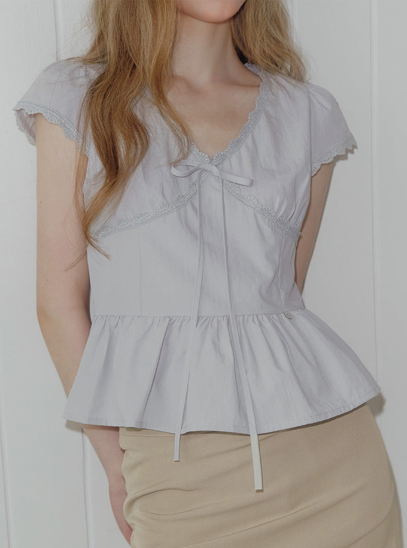 Nerv v flare short sleeve blouse