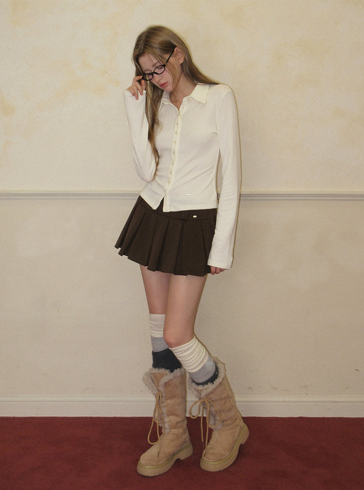 TWEE Toel basic collar long sleeve T-shirt | Product styling view 8