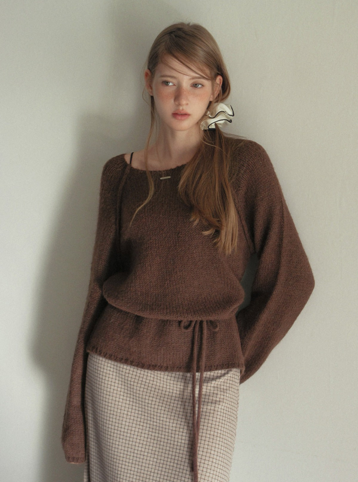 TWEE Muz oversized raglan brushed long sleeve knit (strap set) | Main product image