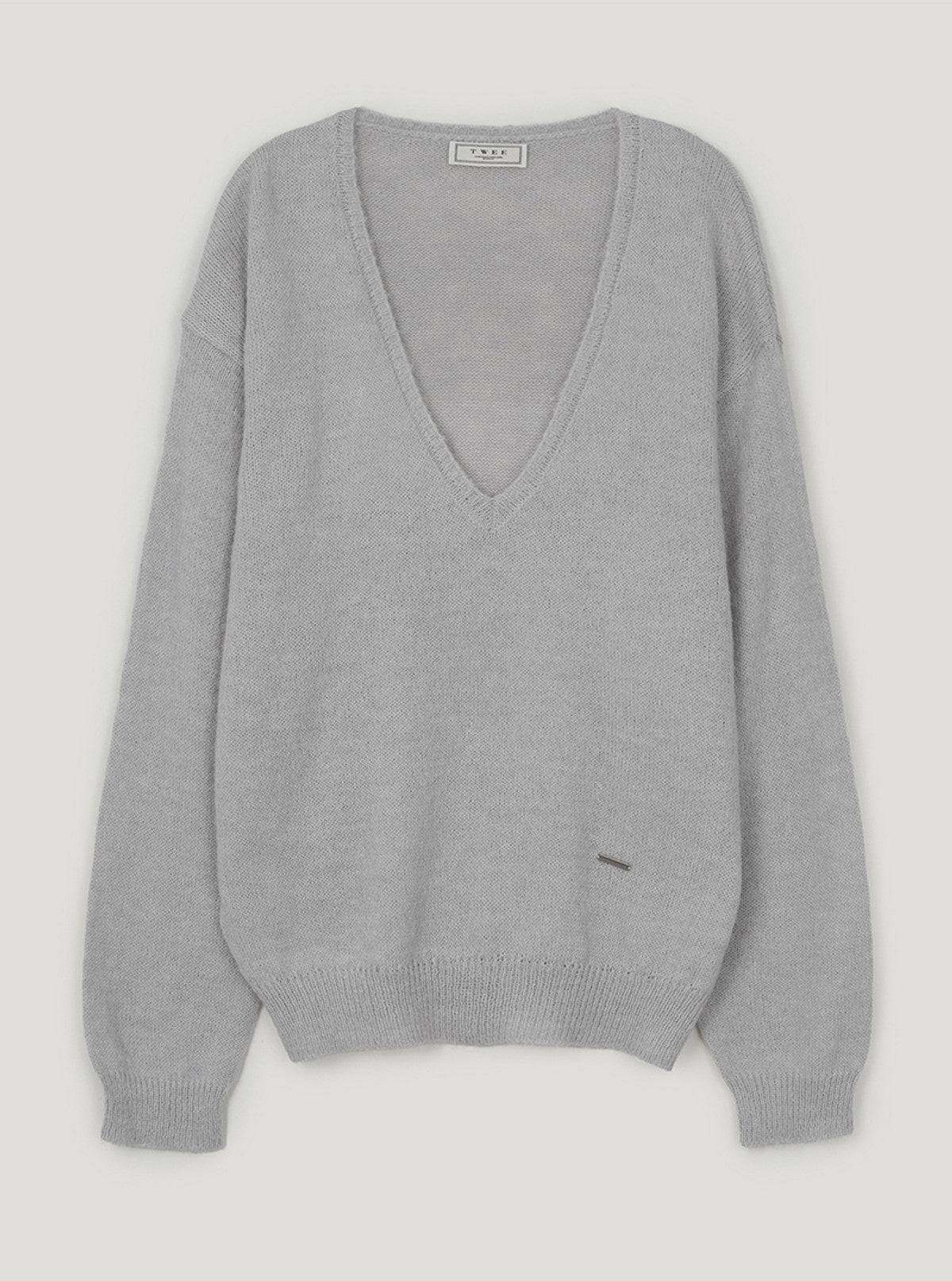 Sorted deep V-neck long sleeve knit | Gray cutout