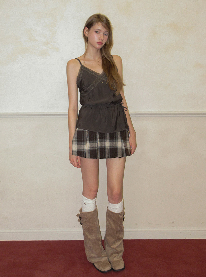 TWEE Benmu lace satin sleeveless blouse | Product styling view 4