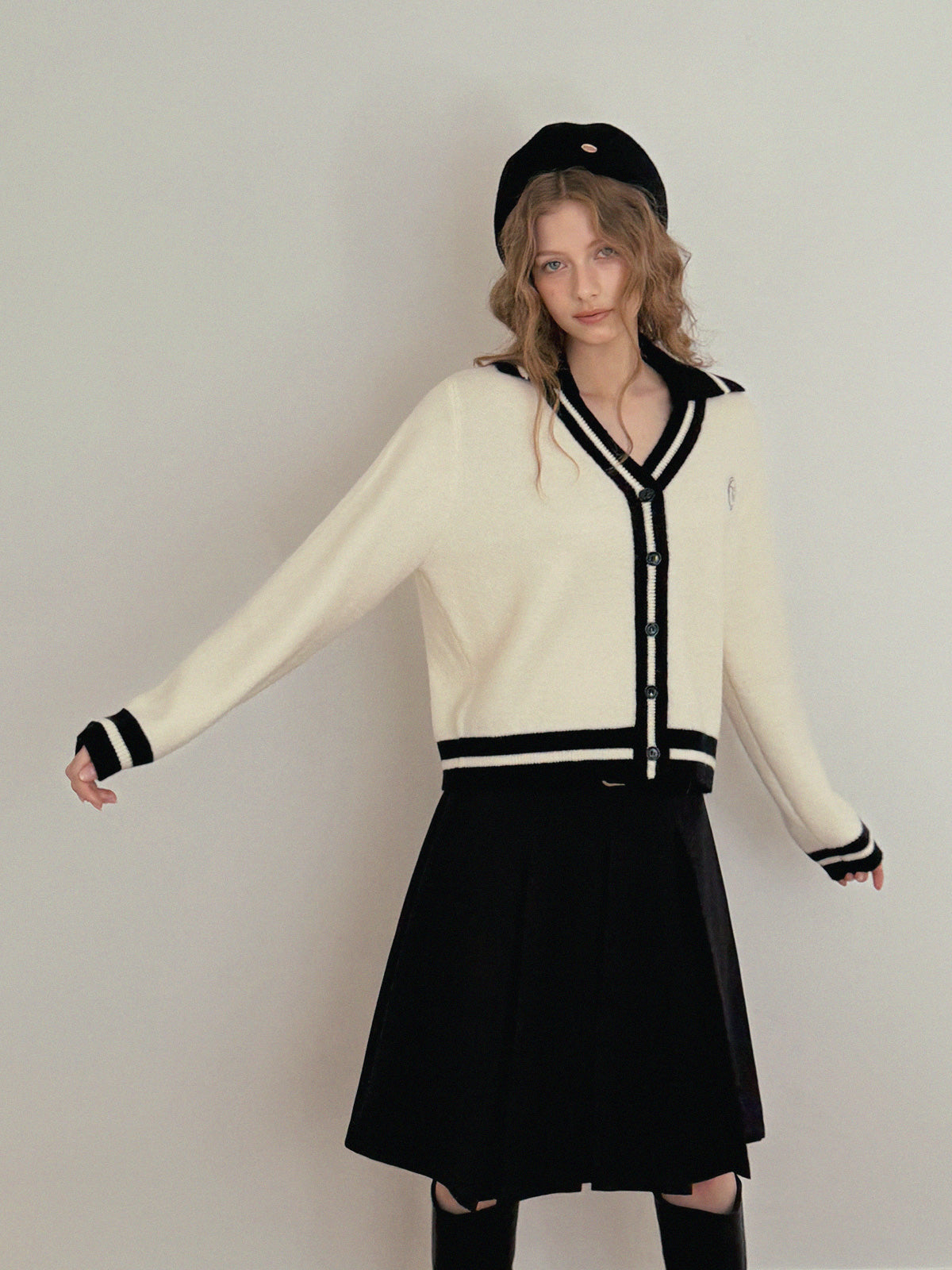 【TWEE】Cardigan à manches longues avec col contrastant Yurel