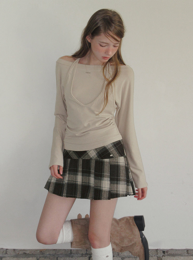 TWEE Robol halter sleeveless layered long sleeve T-shirt | Product styling view 3
