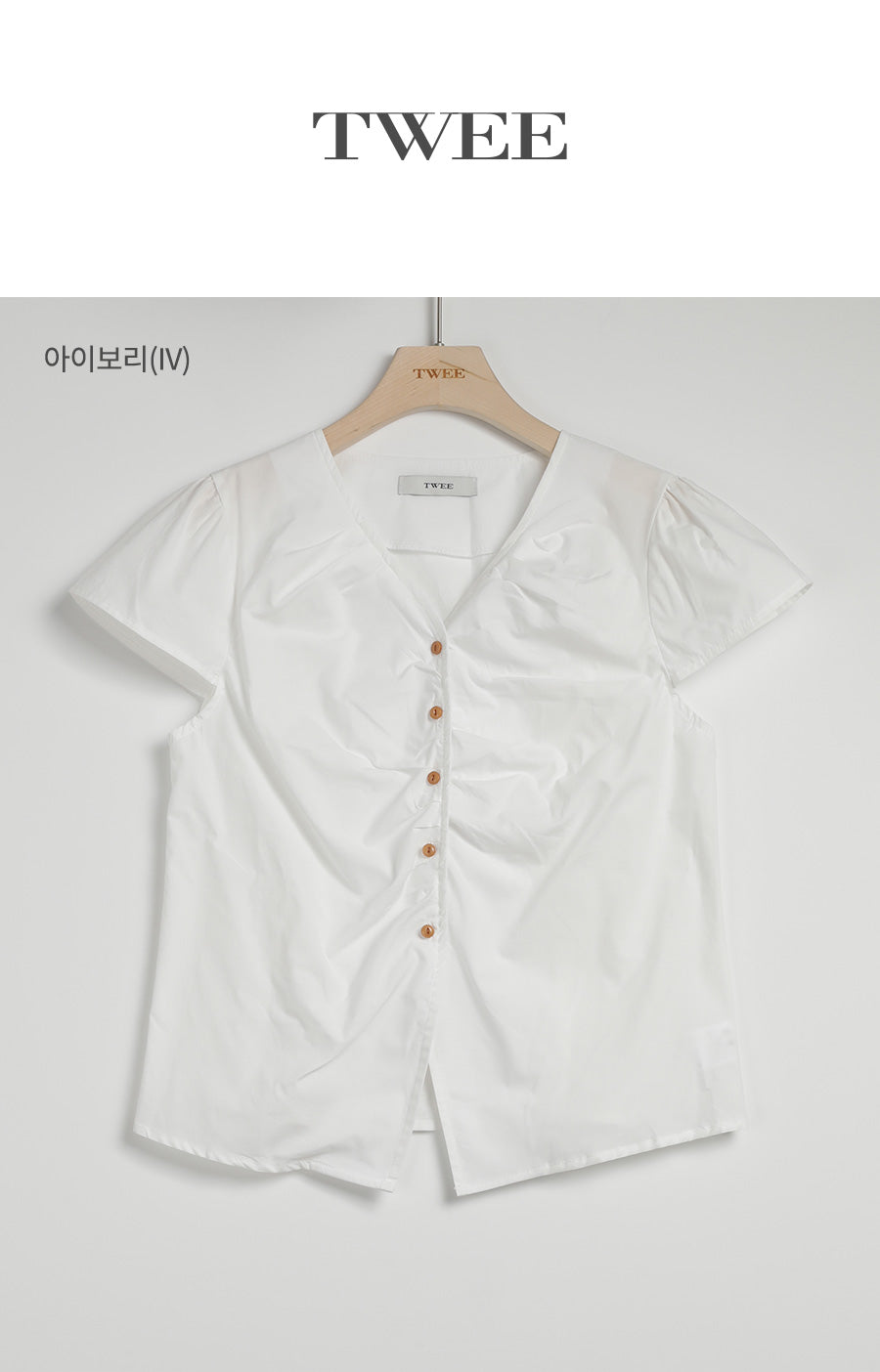 [TWEE] Witzige Bluse mit Raffungen und Knöpfen