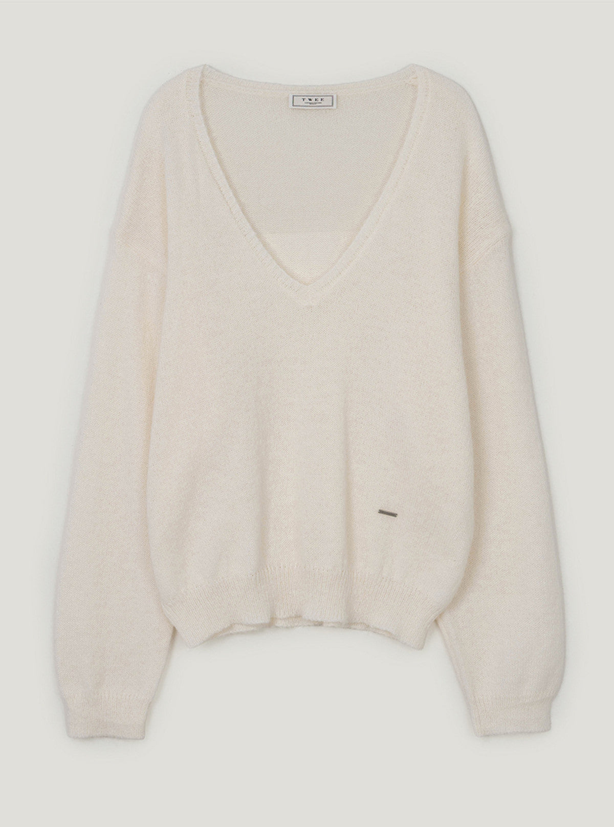 Sorted deep V-neck long sleeve knit | Ivory cutout