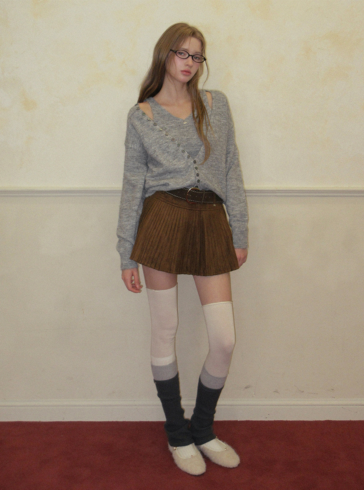 TWEE Runder button layered sleeveless cardigan set | Product styling view 6