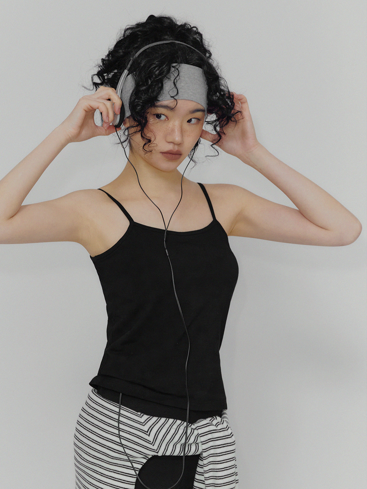 [TWEE:B] Rollan Basic Built-In Cup Sleeveless
