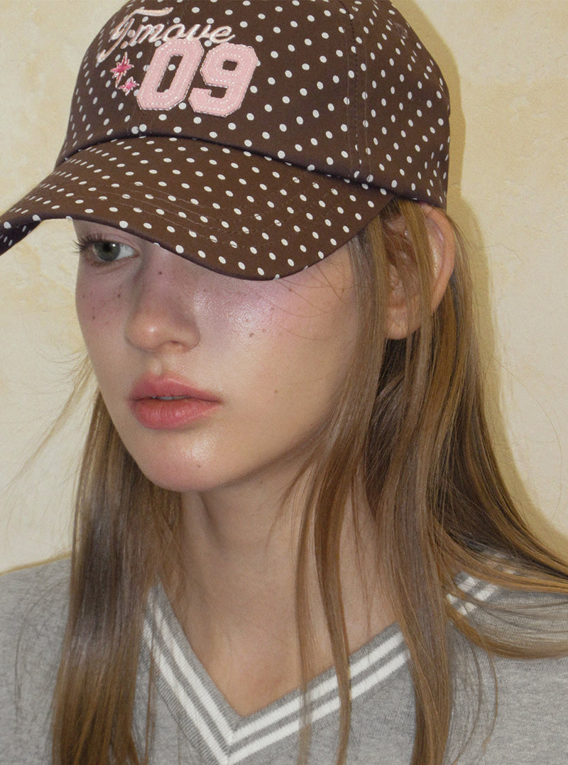 TWEE Teton dot move lettering ball cap | Product styling view 6