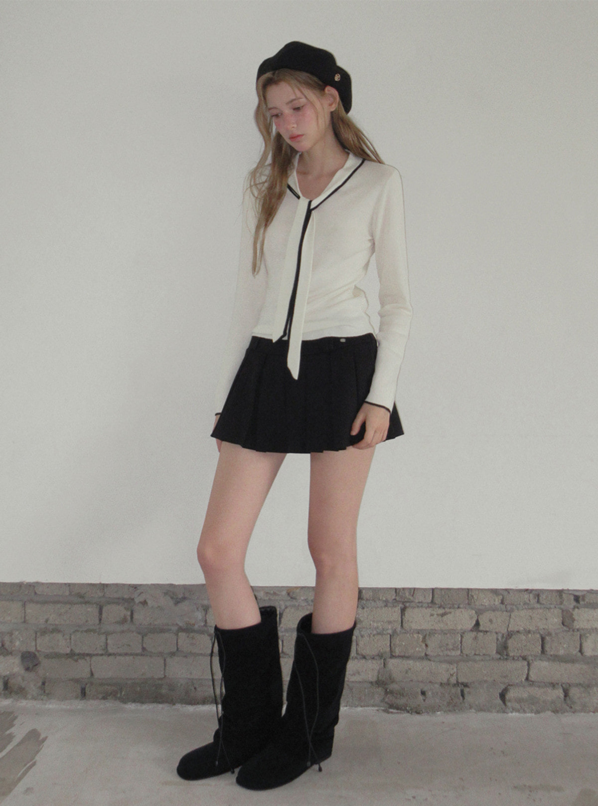 TWEE Poril contrast tie long sleeve knit | Product styling view 4