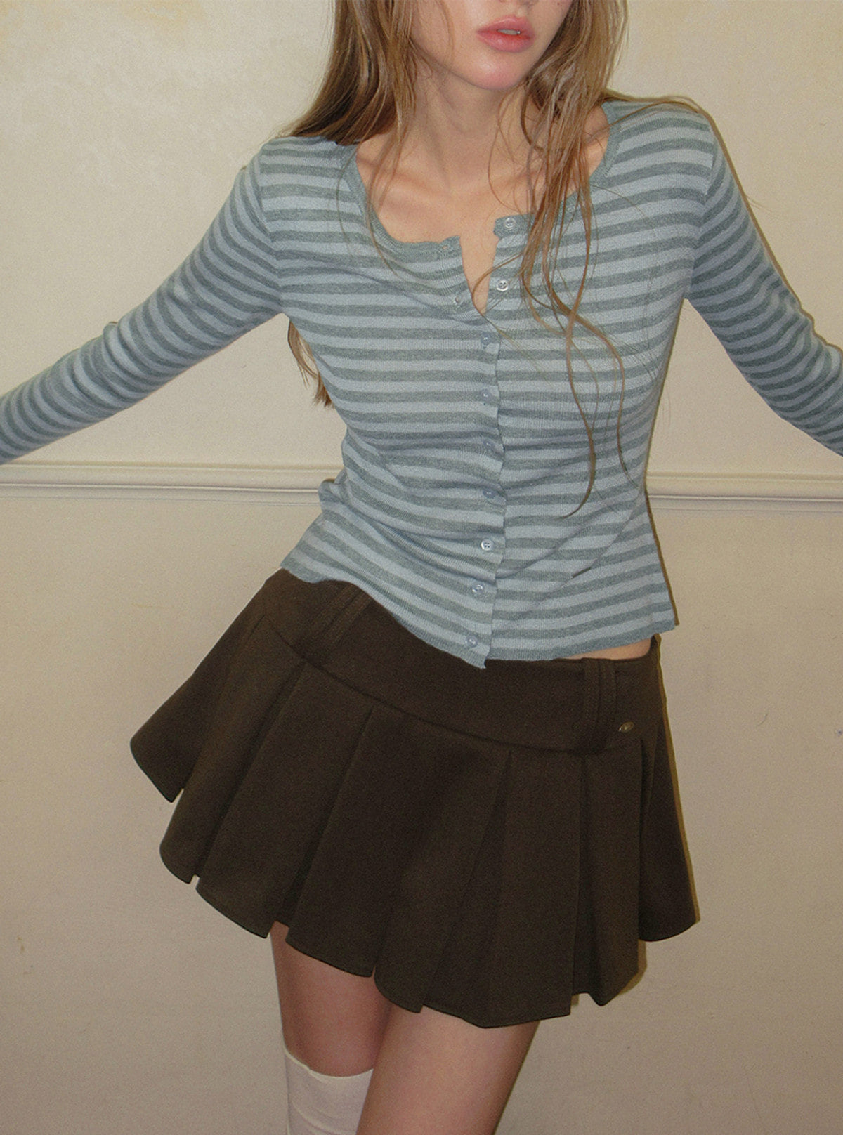TWEE Hesi suede pleated mini skirt | Product styling view 14