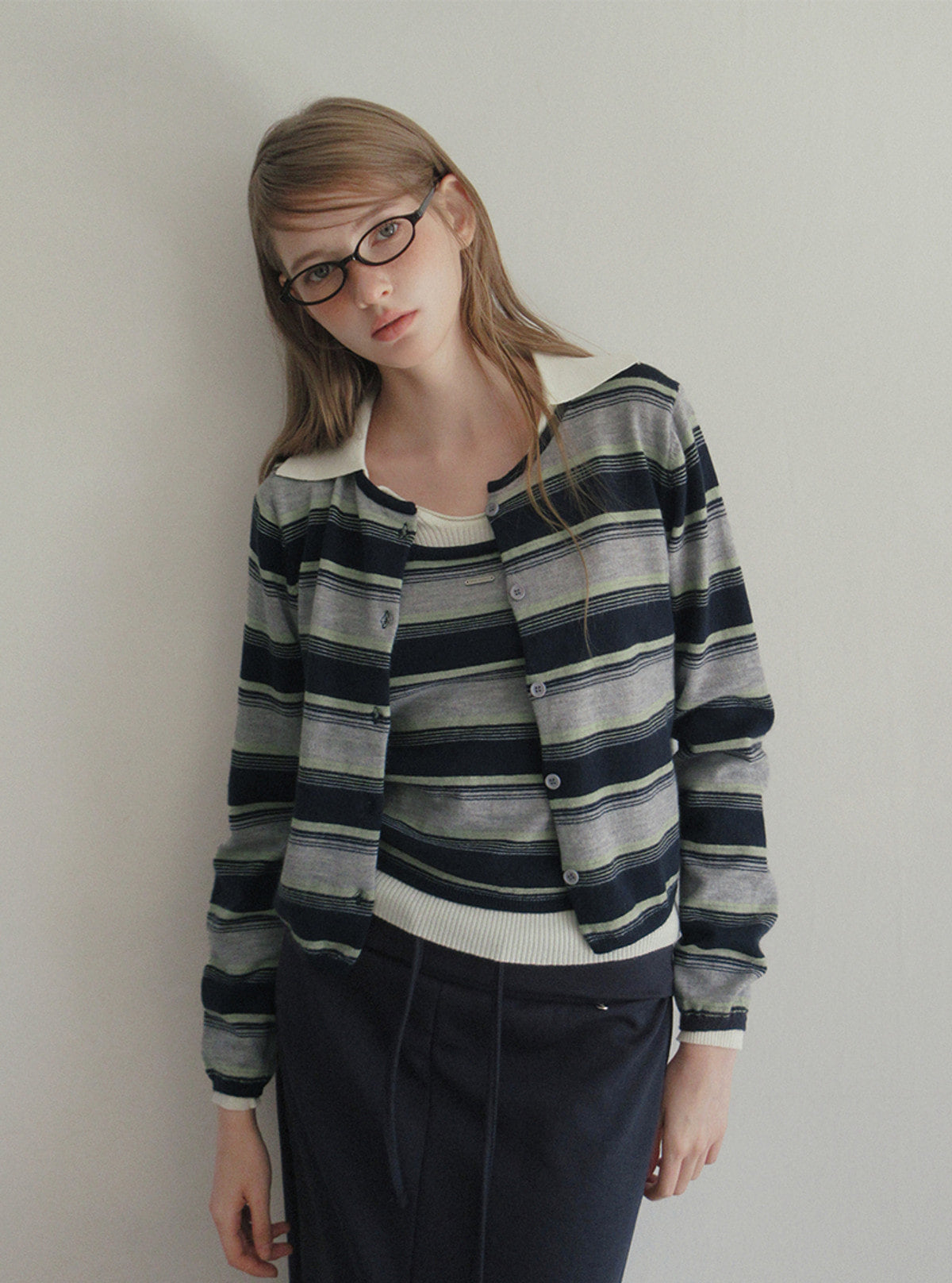 TWEE Curvin wide stripe sleeveless cardigan set | Product styling view 3