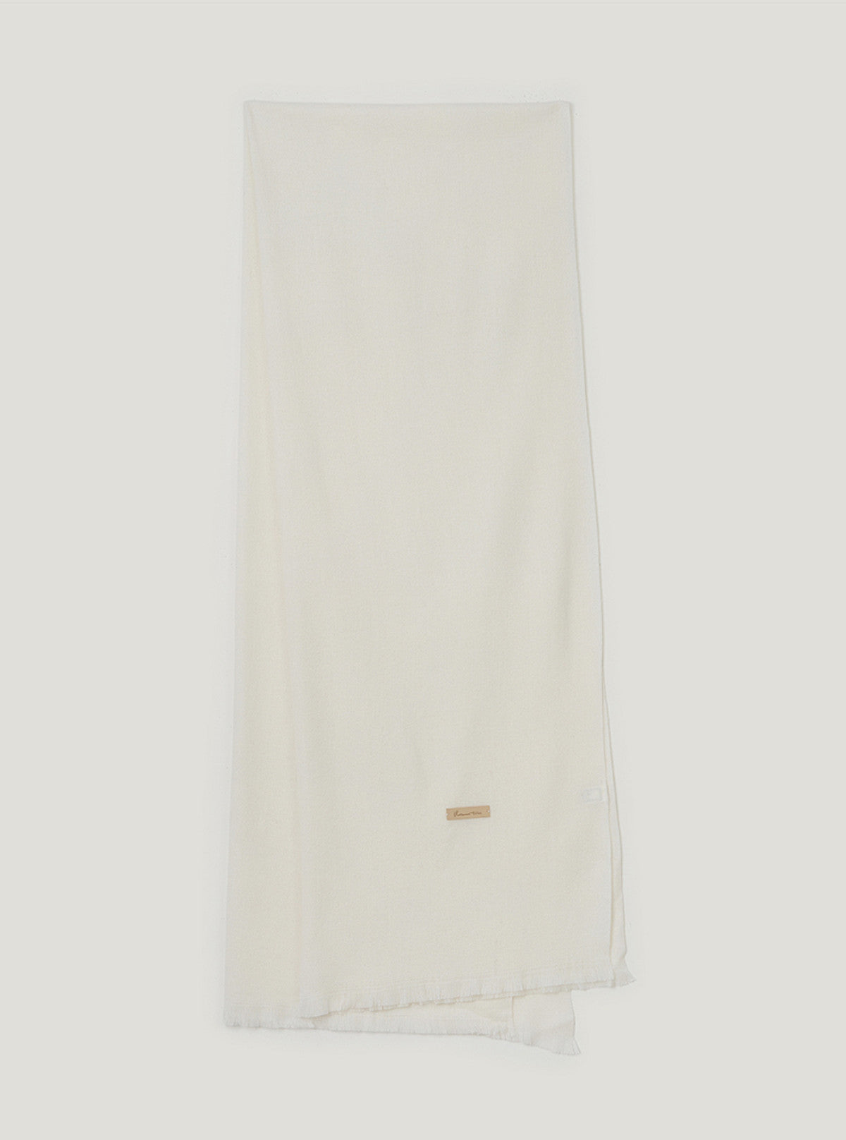 Kain basic color long muffler | Ivory cutout