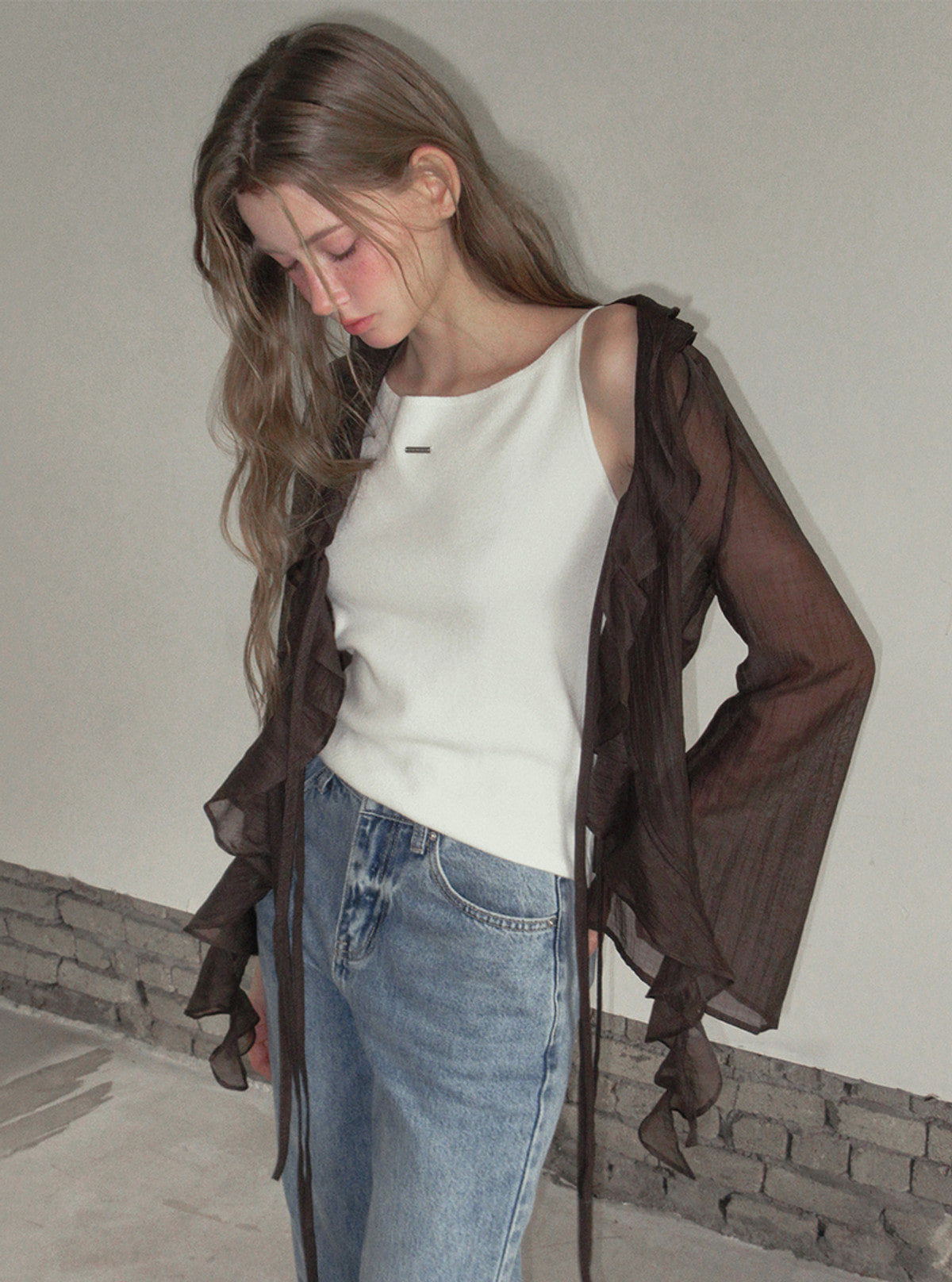 TWEE Torel ruffle chiffon blouse (strap set) | Product styling view 3