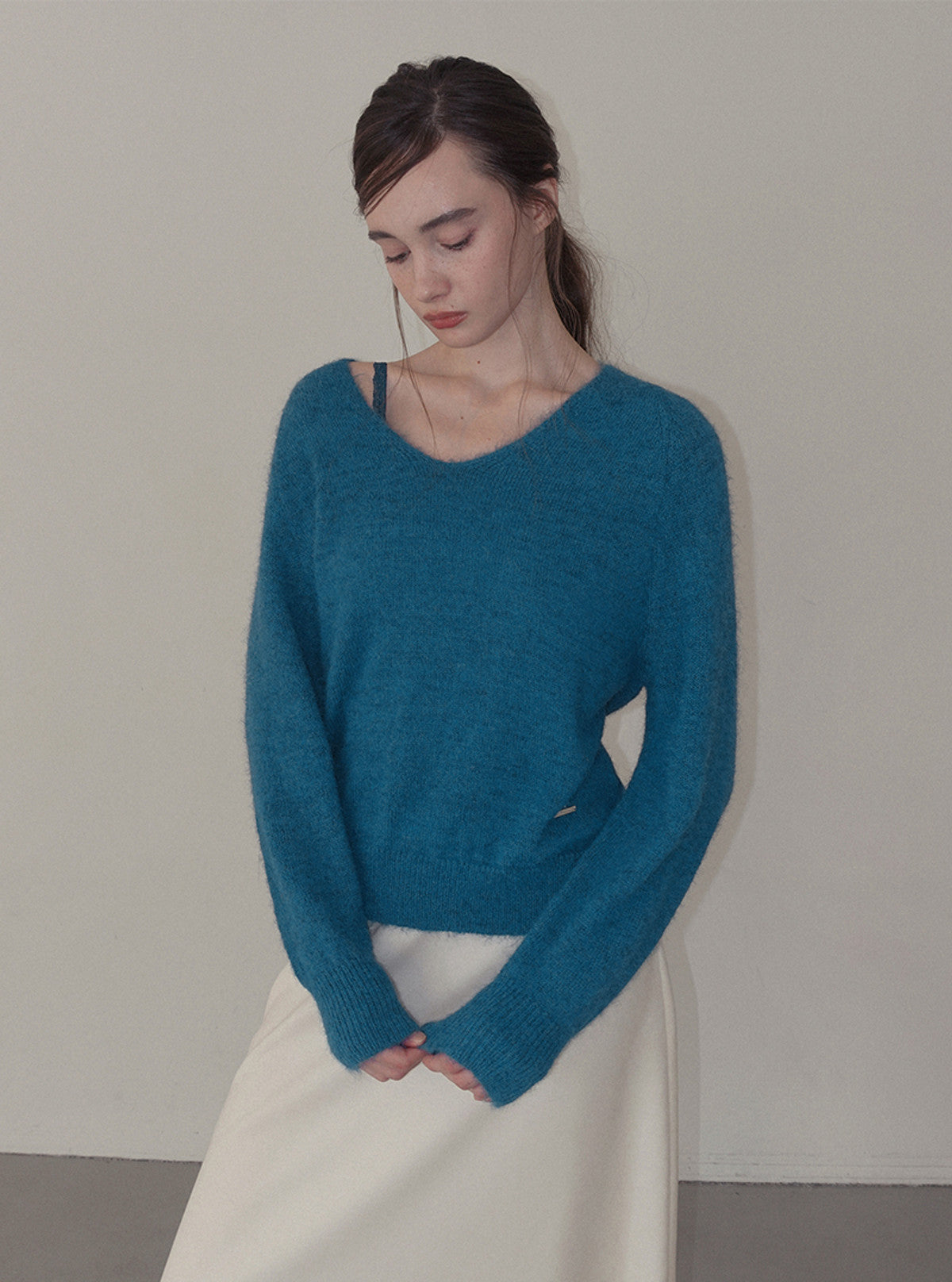 Kiyu brushed V-neck long sleeve knit | View 4