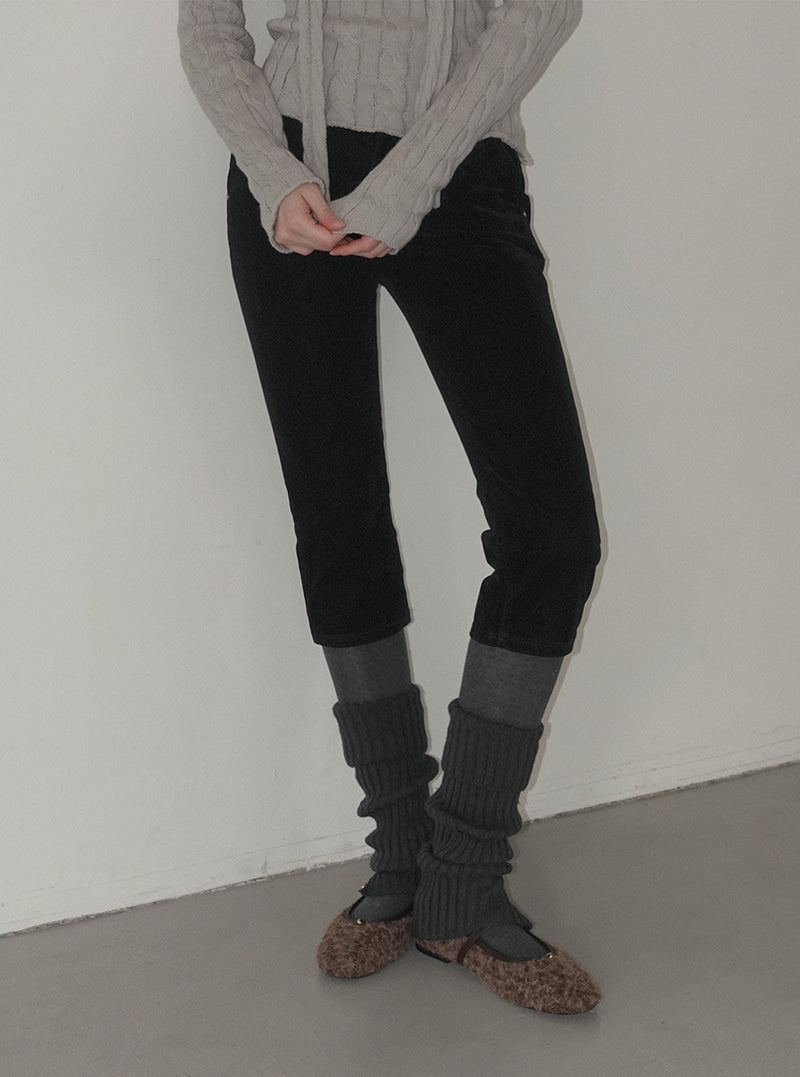 Tiken suede capri pants | View 2
