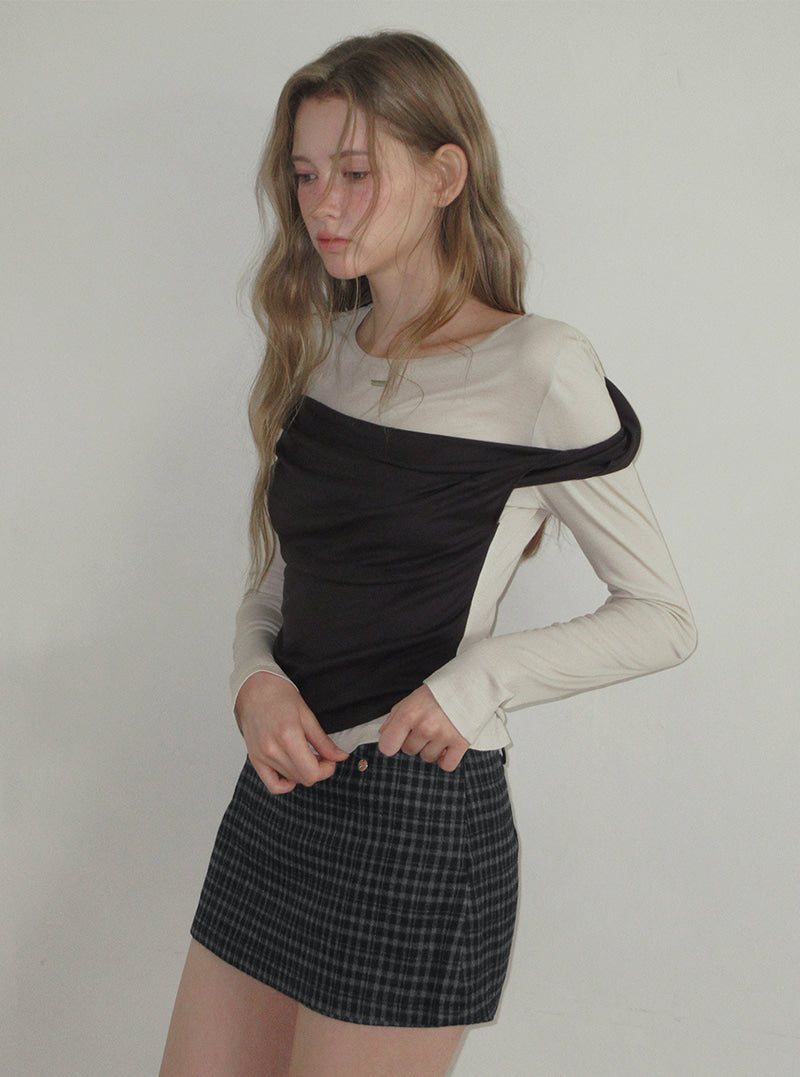 TWEE Baset check mini skirt shorts | Product styling view 5