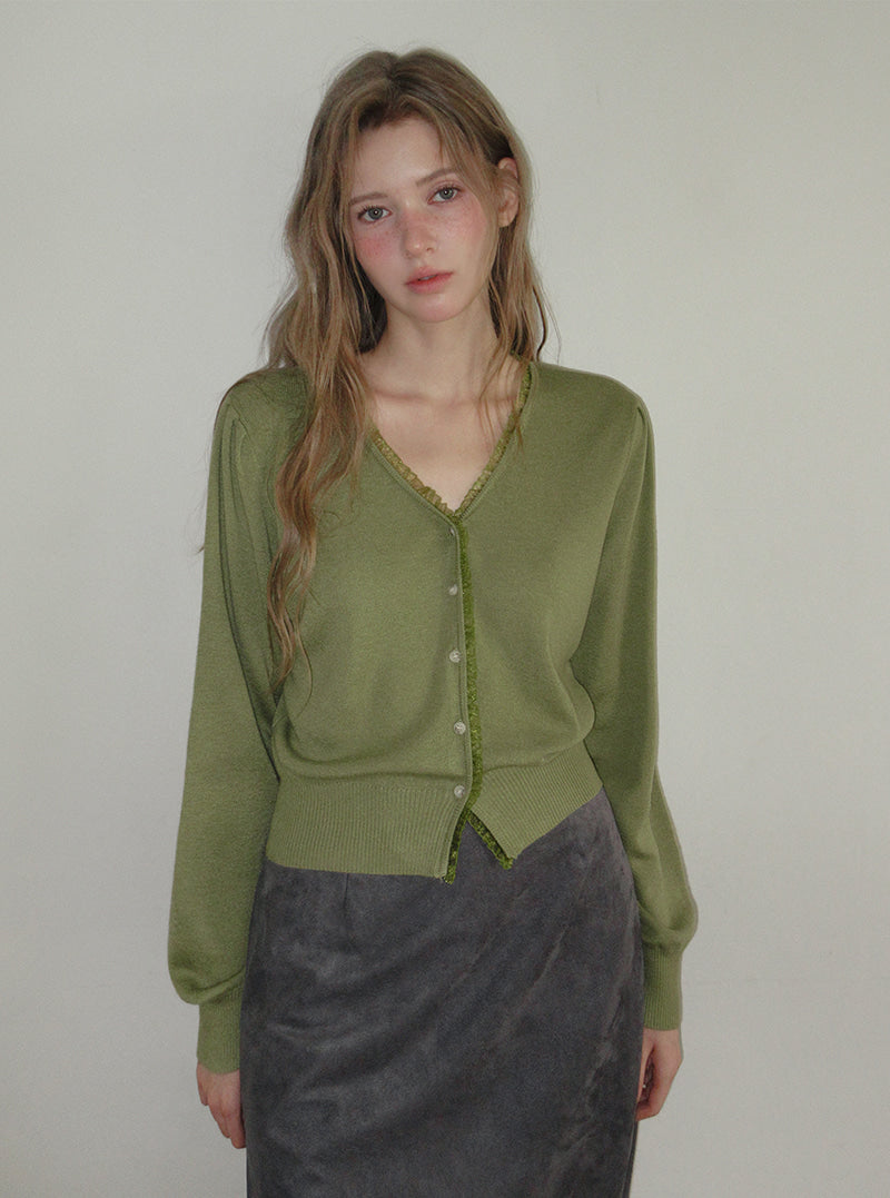 TWEE Derit lace layered V-neck knit long sleeve cardigan | Product styling view 3