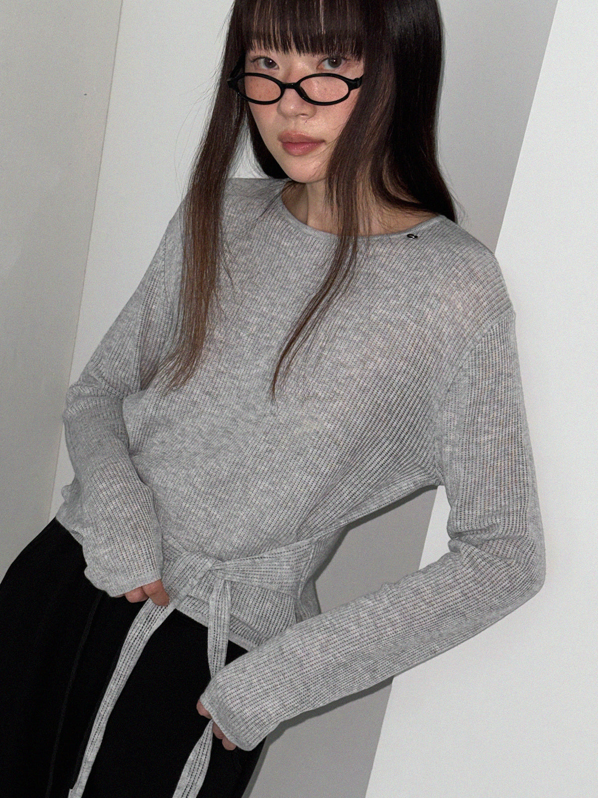 [TWEE:B] Tuna eyelet strap long-sleeve knit