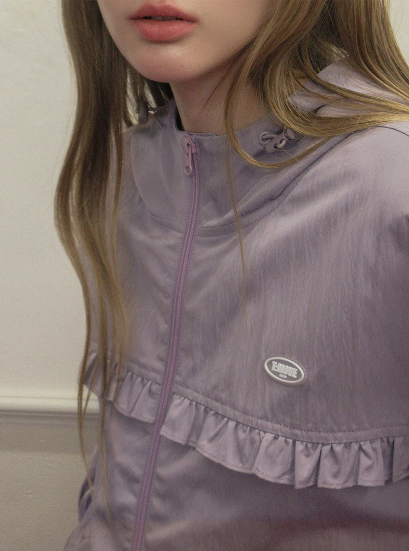 TWEE Bender frill nylon hood windbreaker jumper | Product styling view 5