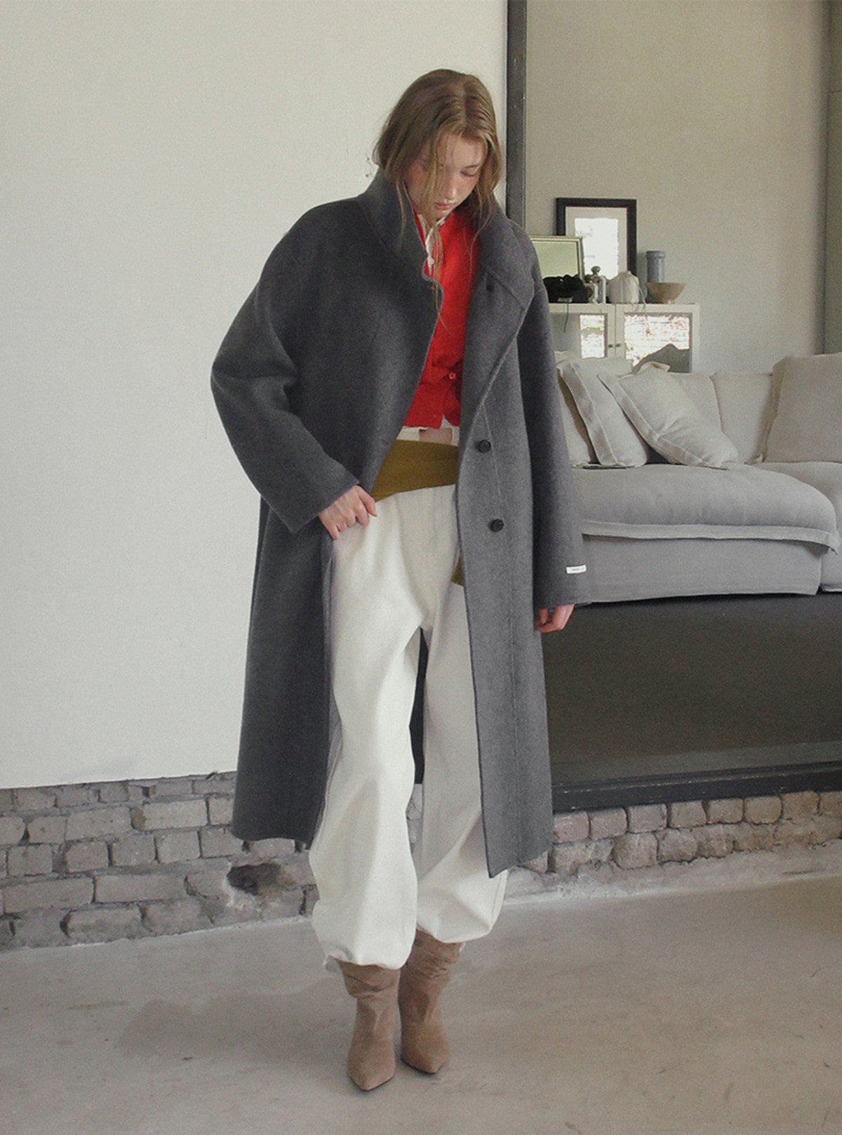 Obez asymmetric button handmade long coat (strap set) | View 14