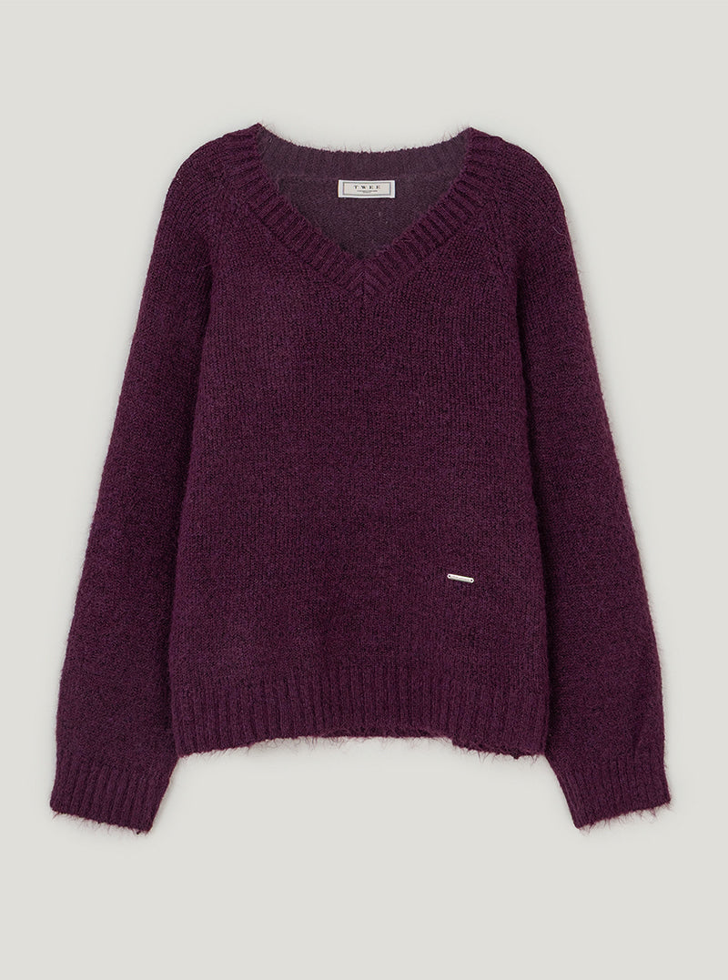 Rico basic loose-fit V-neck long sleeve knit | Purple cutout