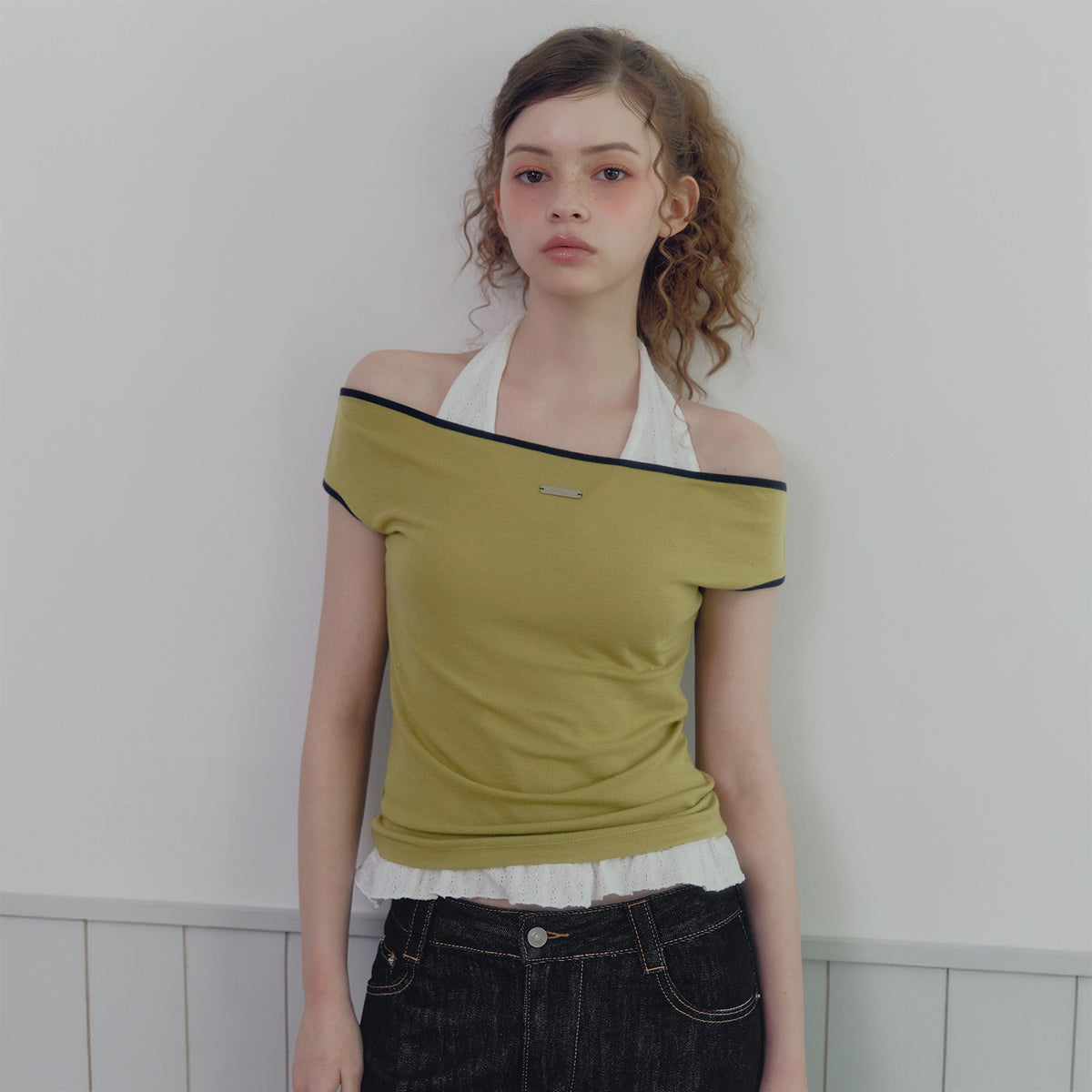 Epiton Color-Block Off-Shoulder T-Shirt