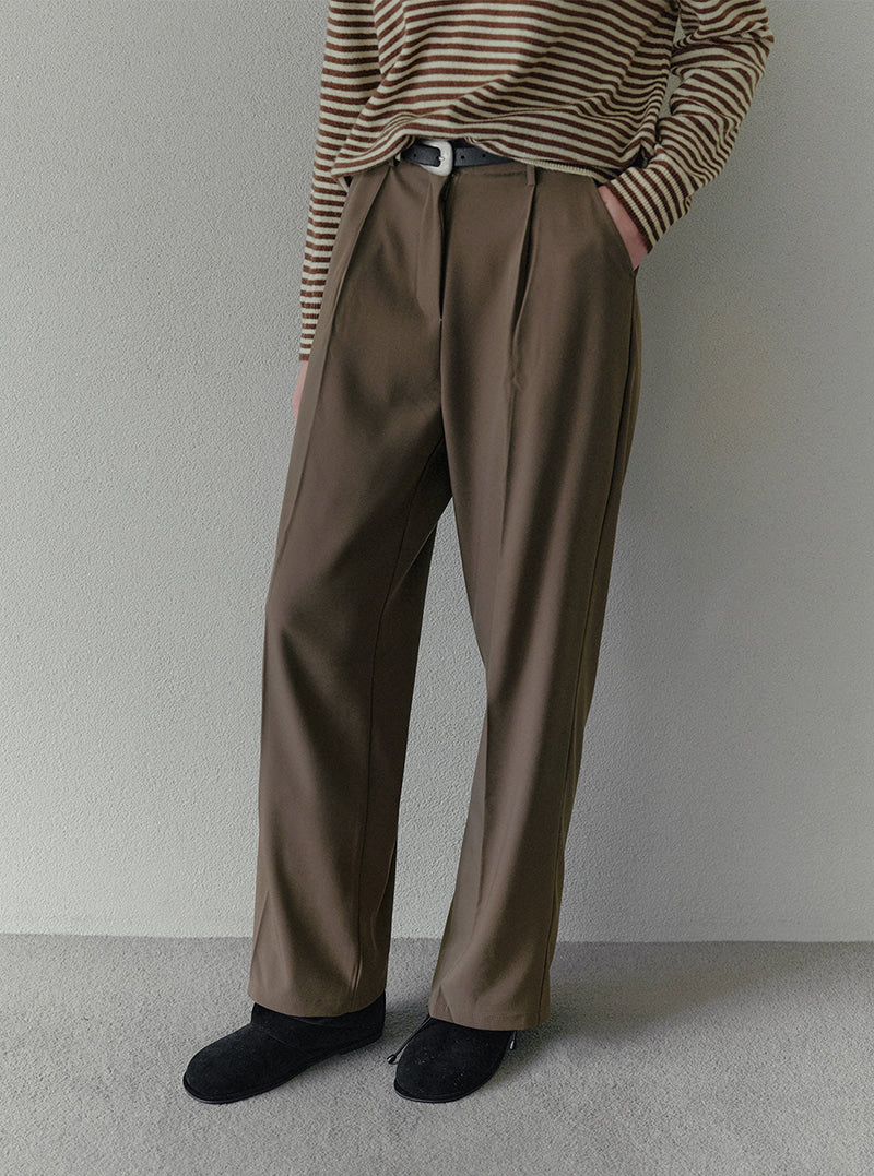Yoon pintuck wide slacks | View 6
