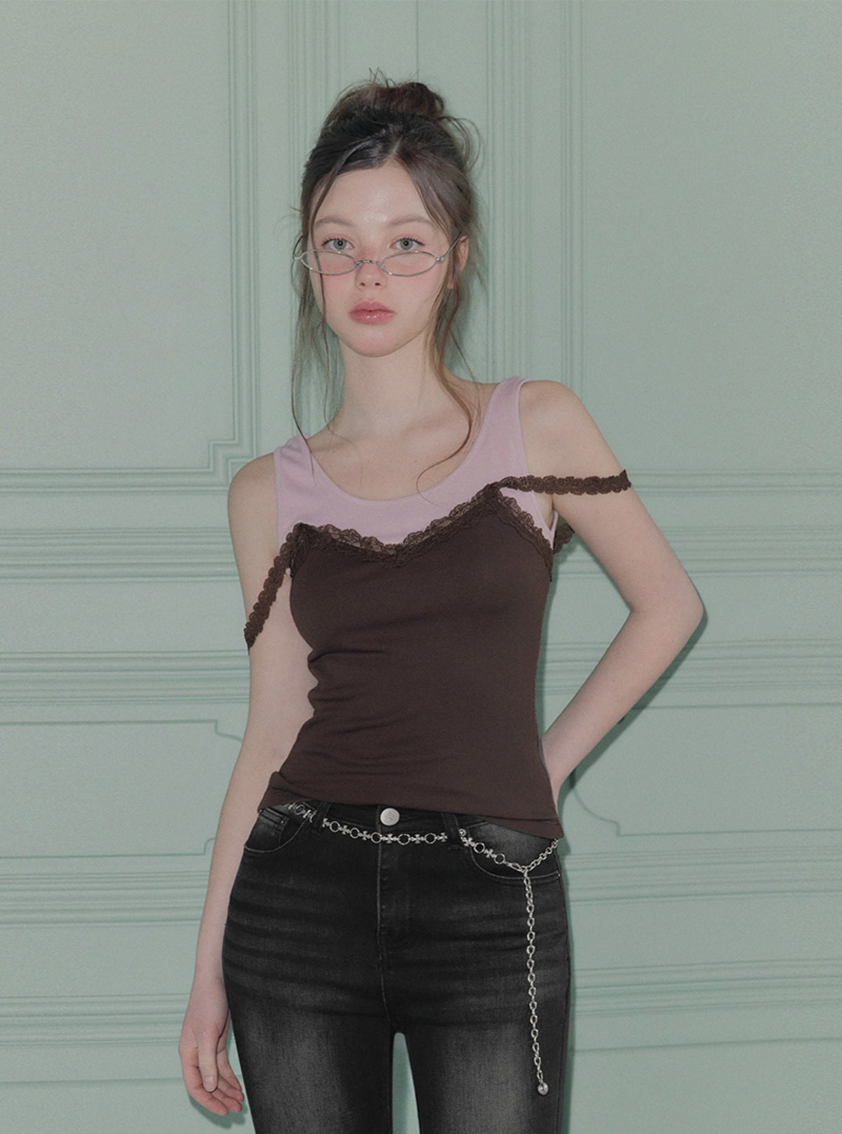 Deoel Contrast Layered Strap Sleeveless Top