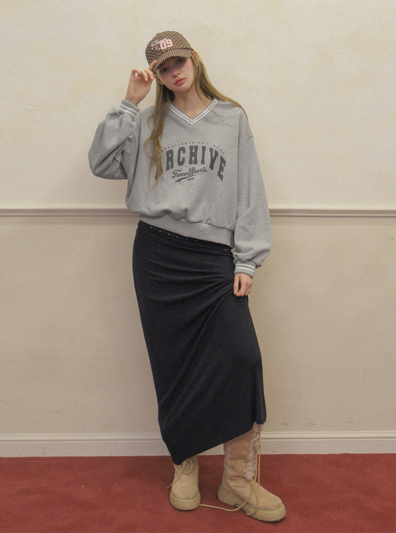 TWEE Nego stud folding maxi long skirt | Product styling view 16