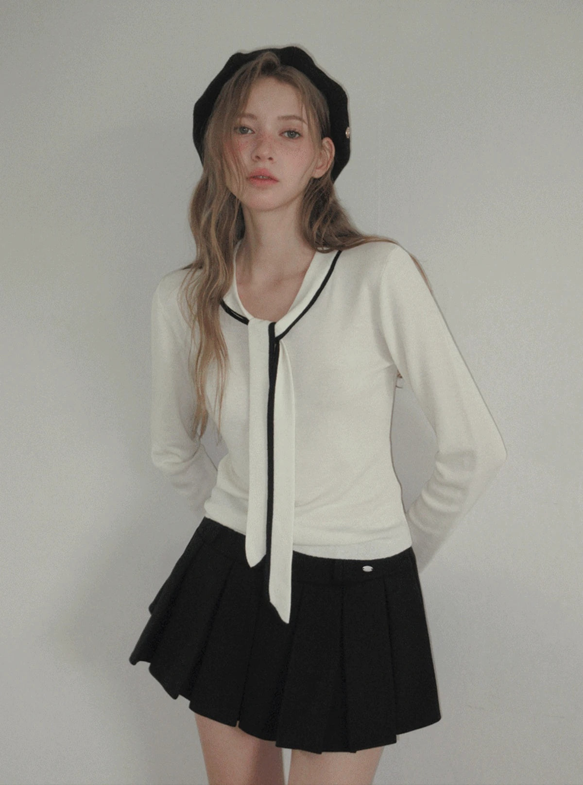 TWEE Poril contrast tie long sleeve knit | Main product image