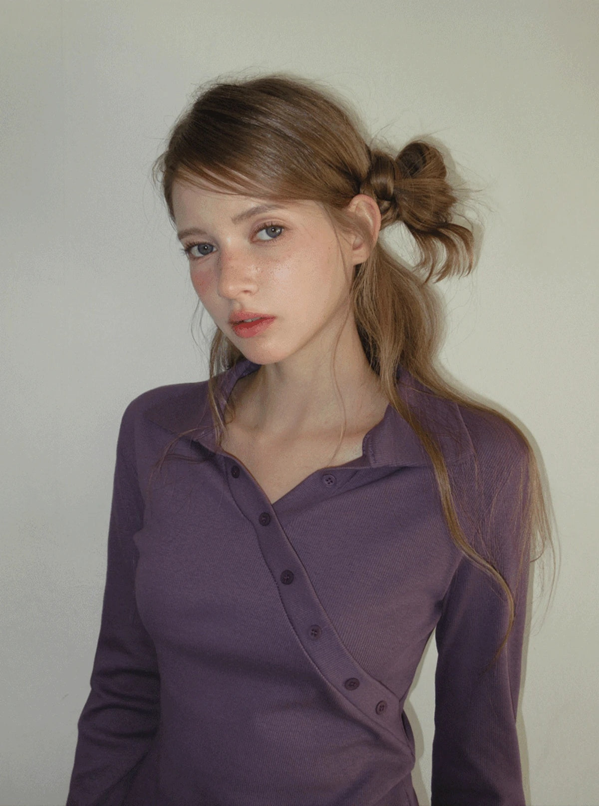TWEE Normal diagonal button collar long sleeve T-shirt | Main product image