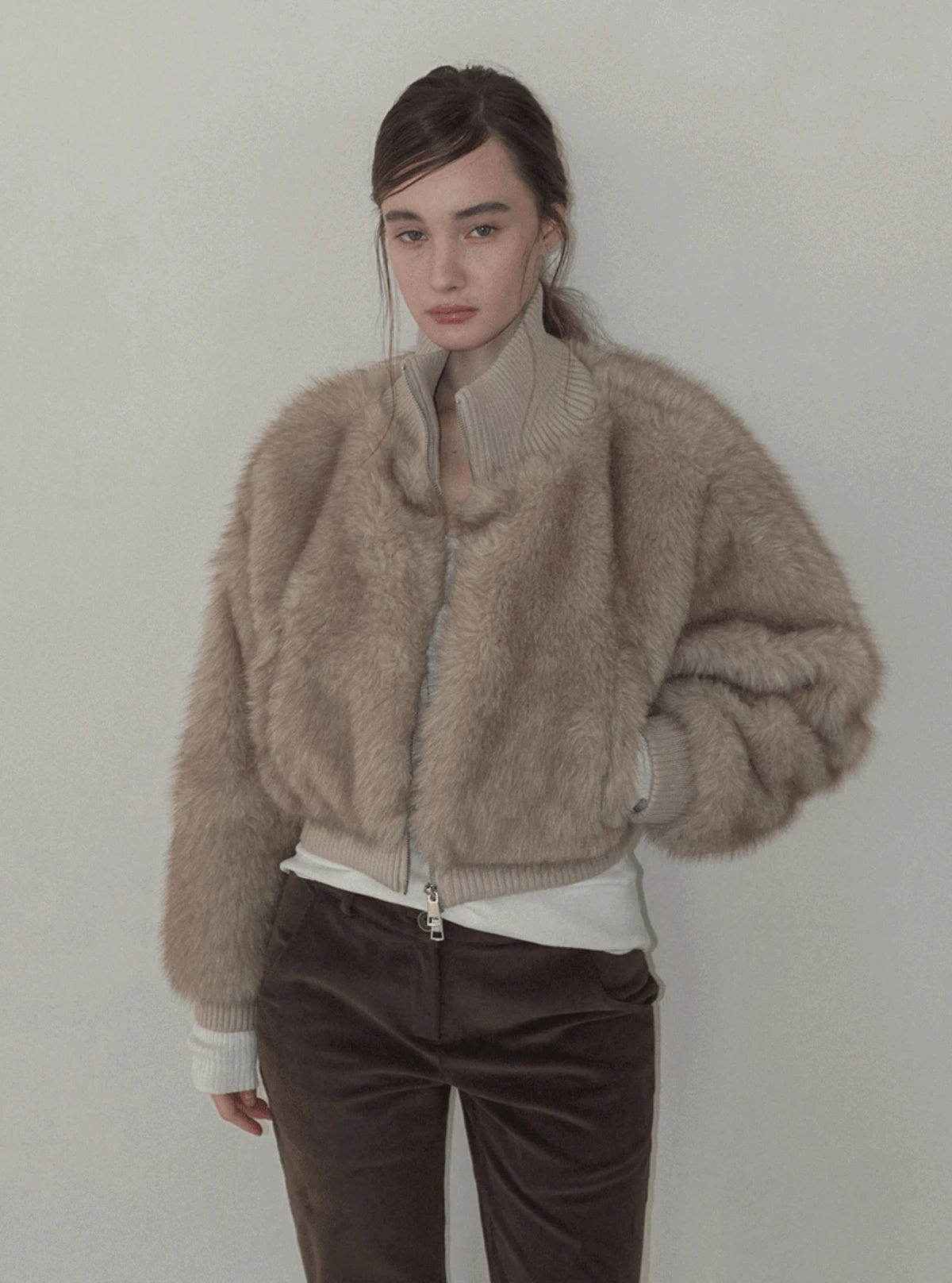 Eodeun high-neck cropped fur jumper | Main