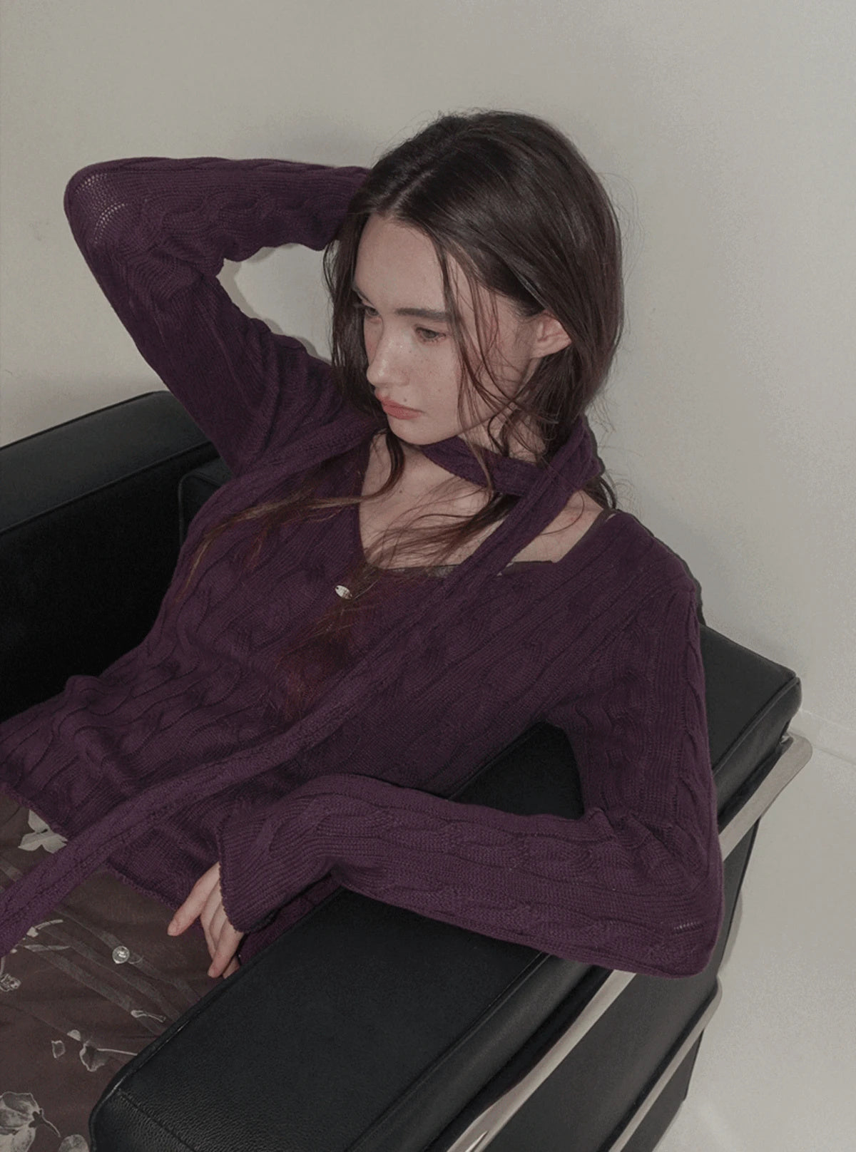Sion cable V-neck long sleeve knit (muffler set) | Main