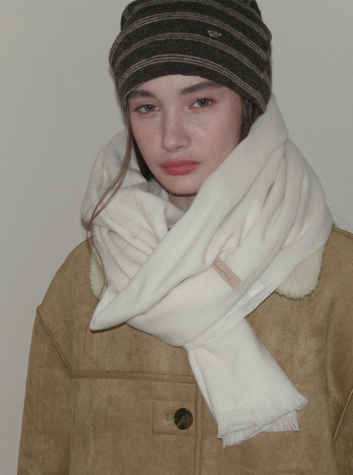 Kain basic color long muffler | View 15