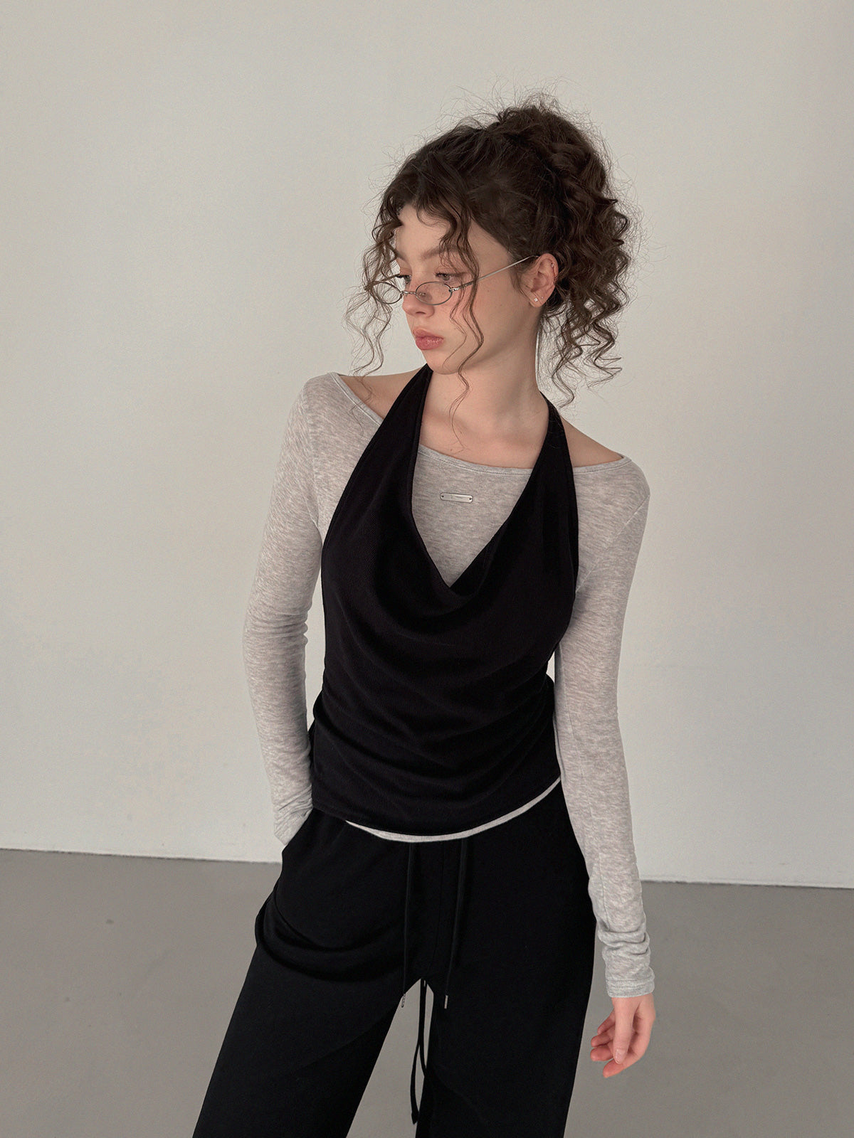 Berren halter neck sleeveless & long sleeve t-shirt set