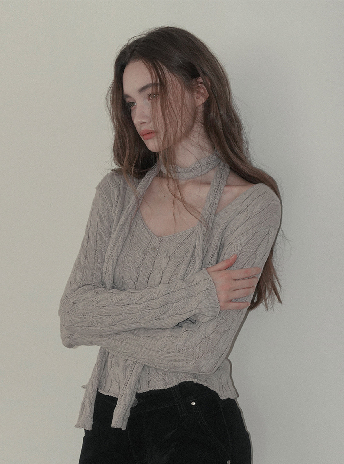 Sion cable V-neck long sleeve knit (muffler set) | View 10