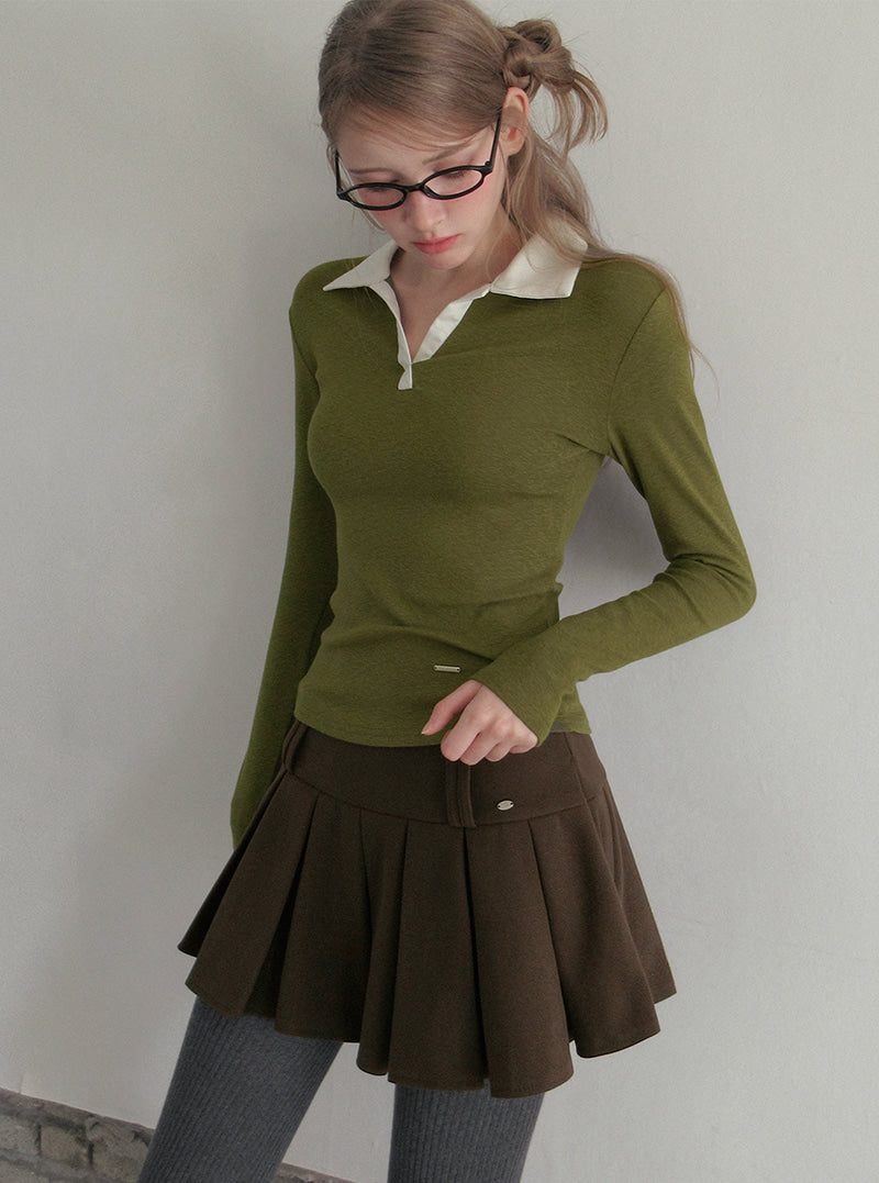 TWEE Hesi suede pleated mini skirt | Product styling view 7