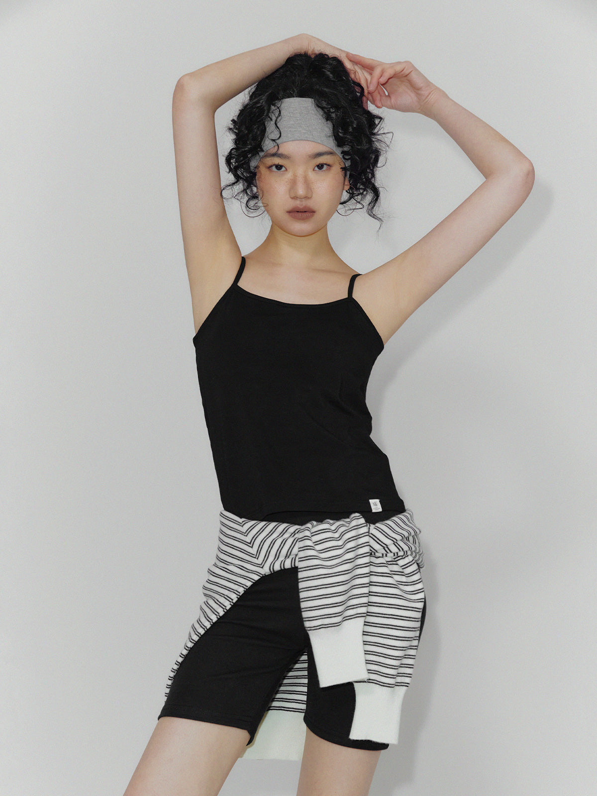 [TWEE:B] Rollan Basic Built-In Cup Sleeveless