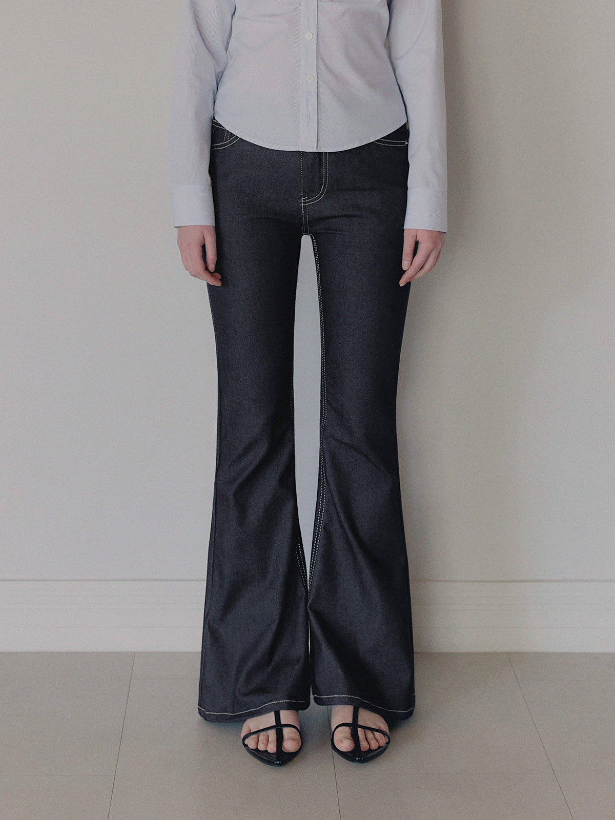 Poca raw semi bootcut long denim pants