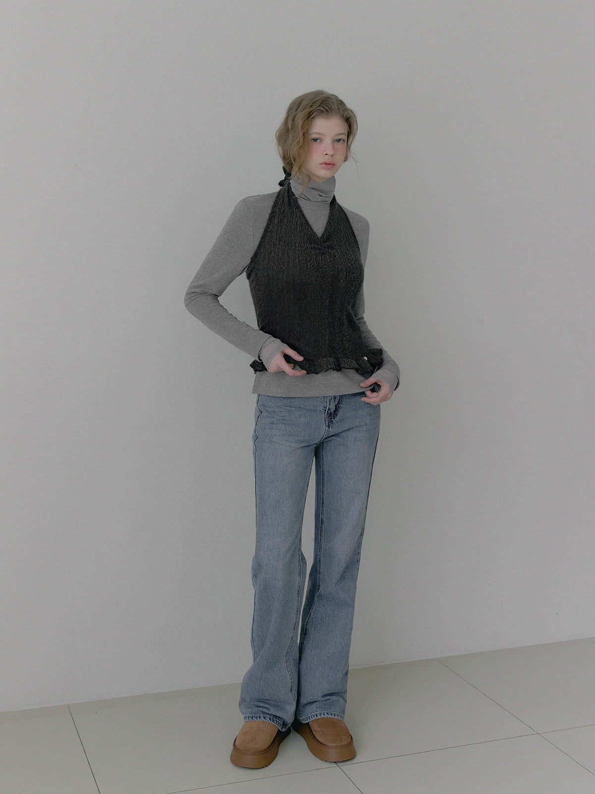 [TWEE] Hiddle Bouclé Neckholder Bustier mit Rüschen