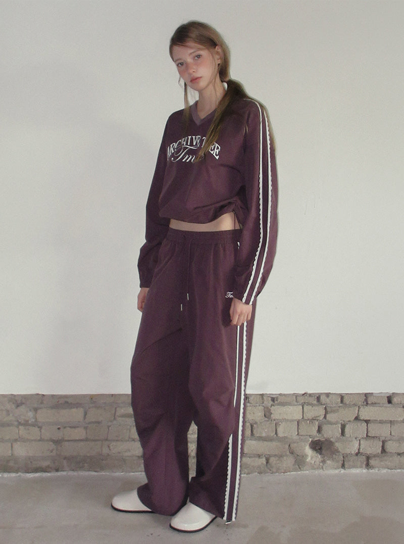 TWEE Mopin lace nylon banding long pants | Product styling view 6