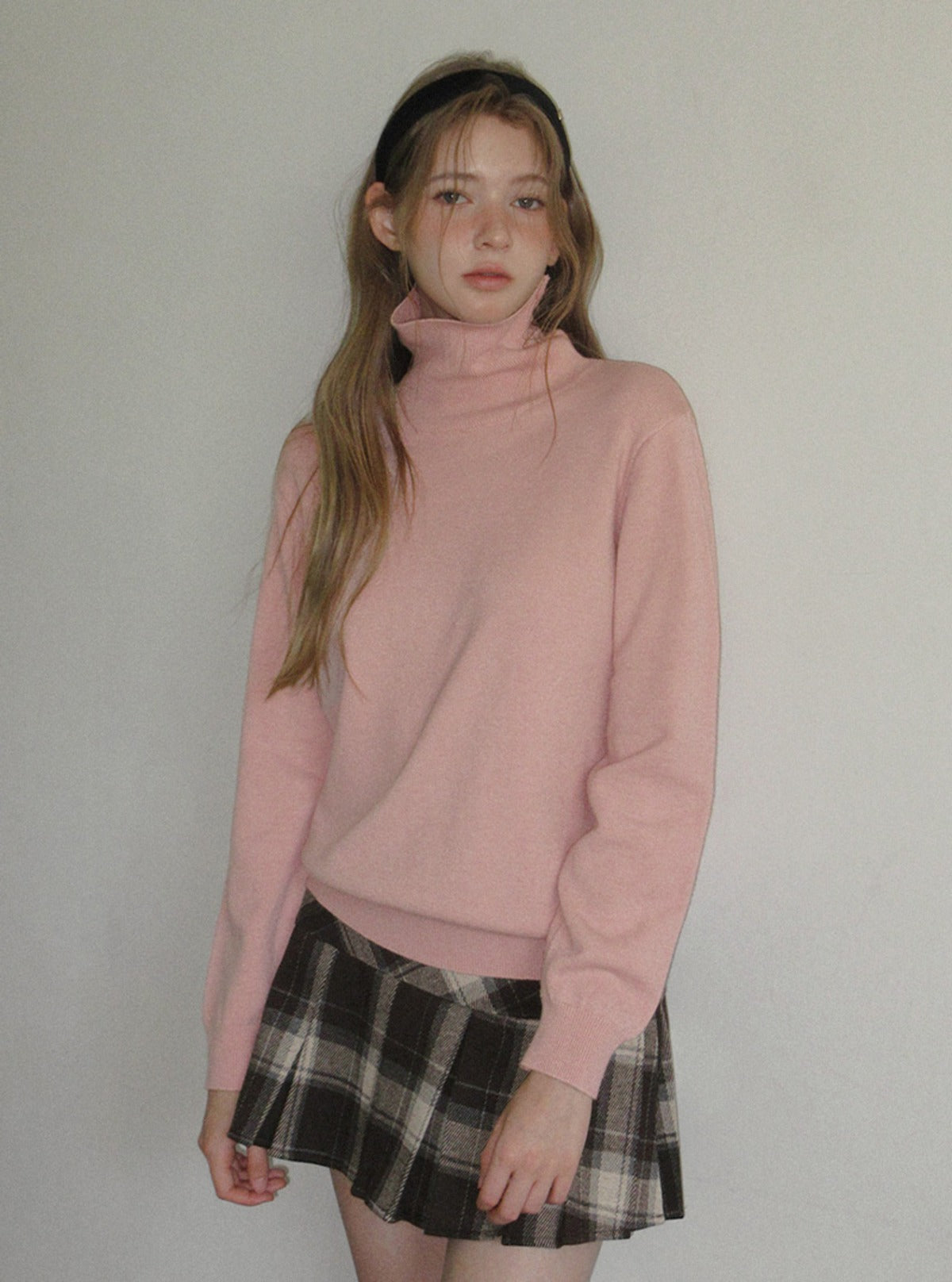 TWEE Redon basic turtleneck long sleeve knit | Main product image