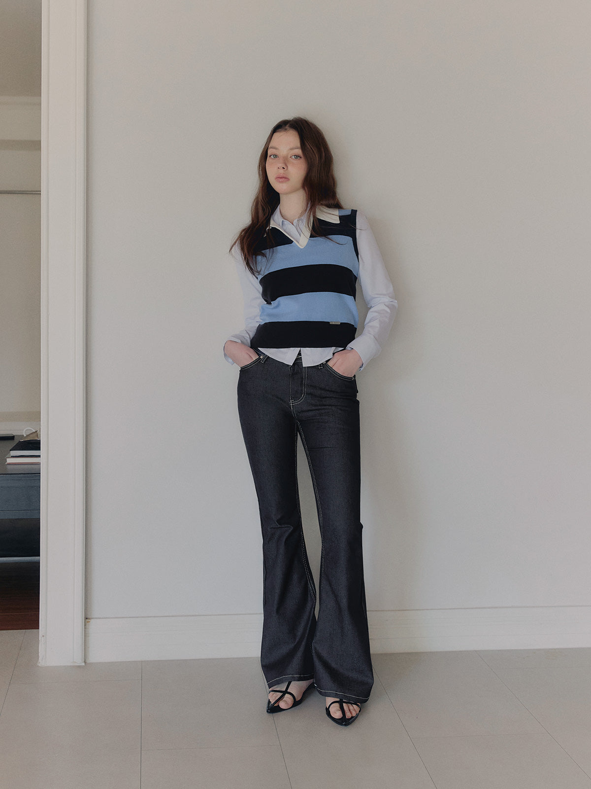 Poca raw semi bootcut long denim pants