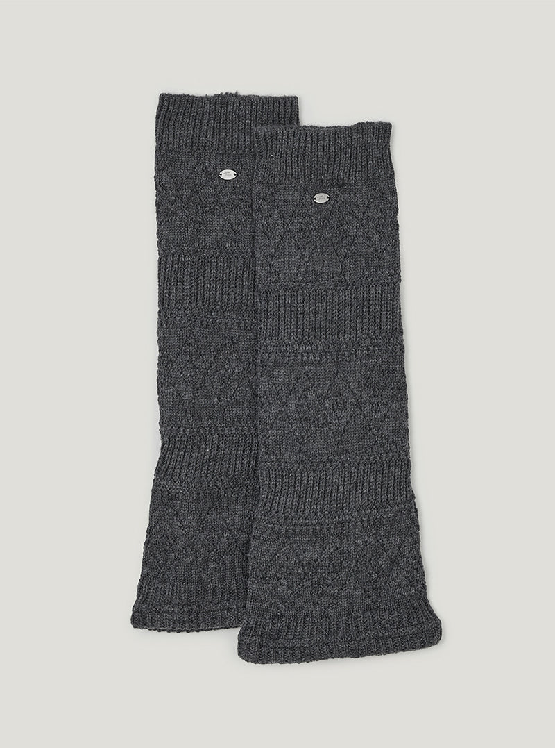TWEE Ronv punching knit leg warmers | Charcoal product-only view