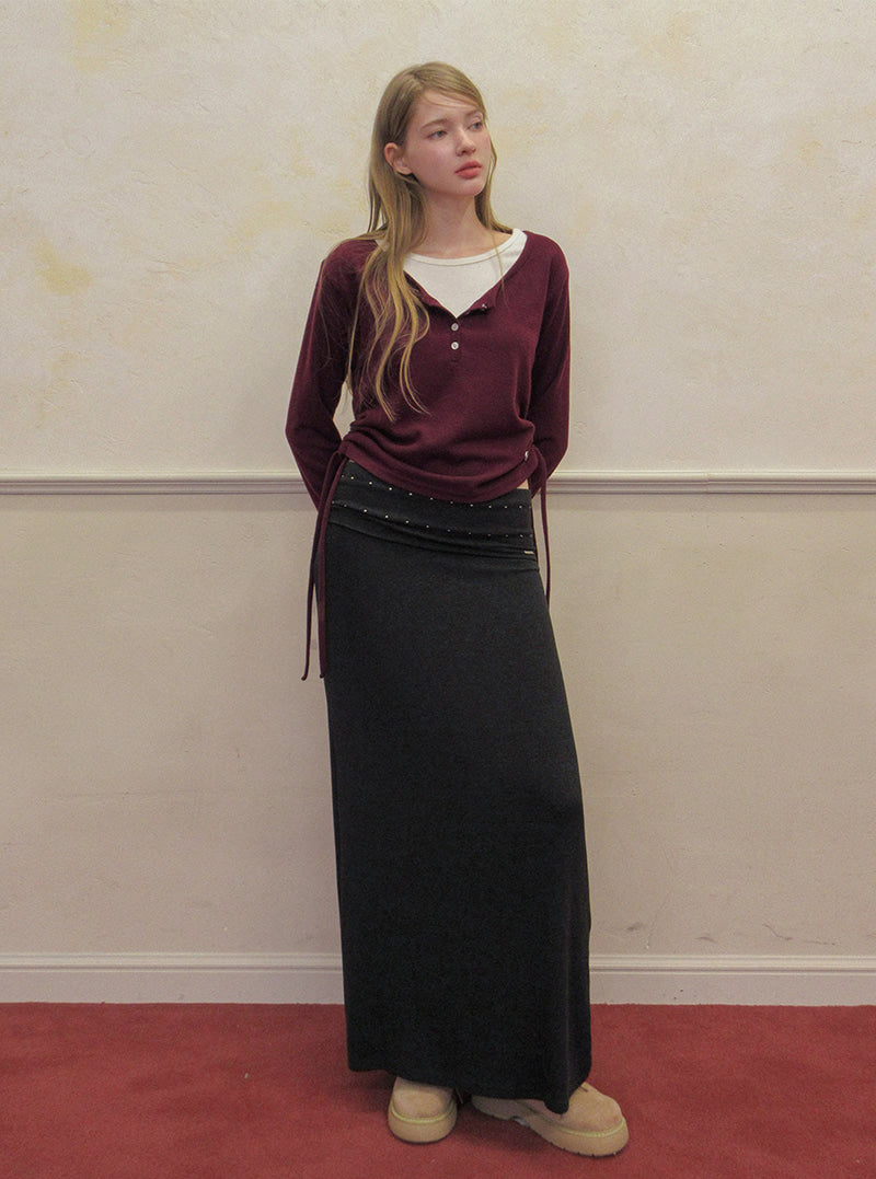 TWEE Nego stud folding maxi long skirt | Product styling view 11