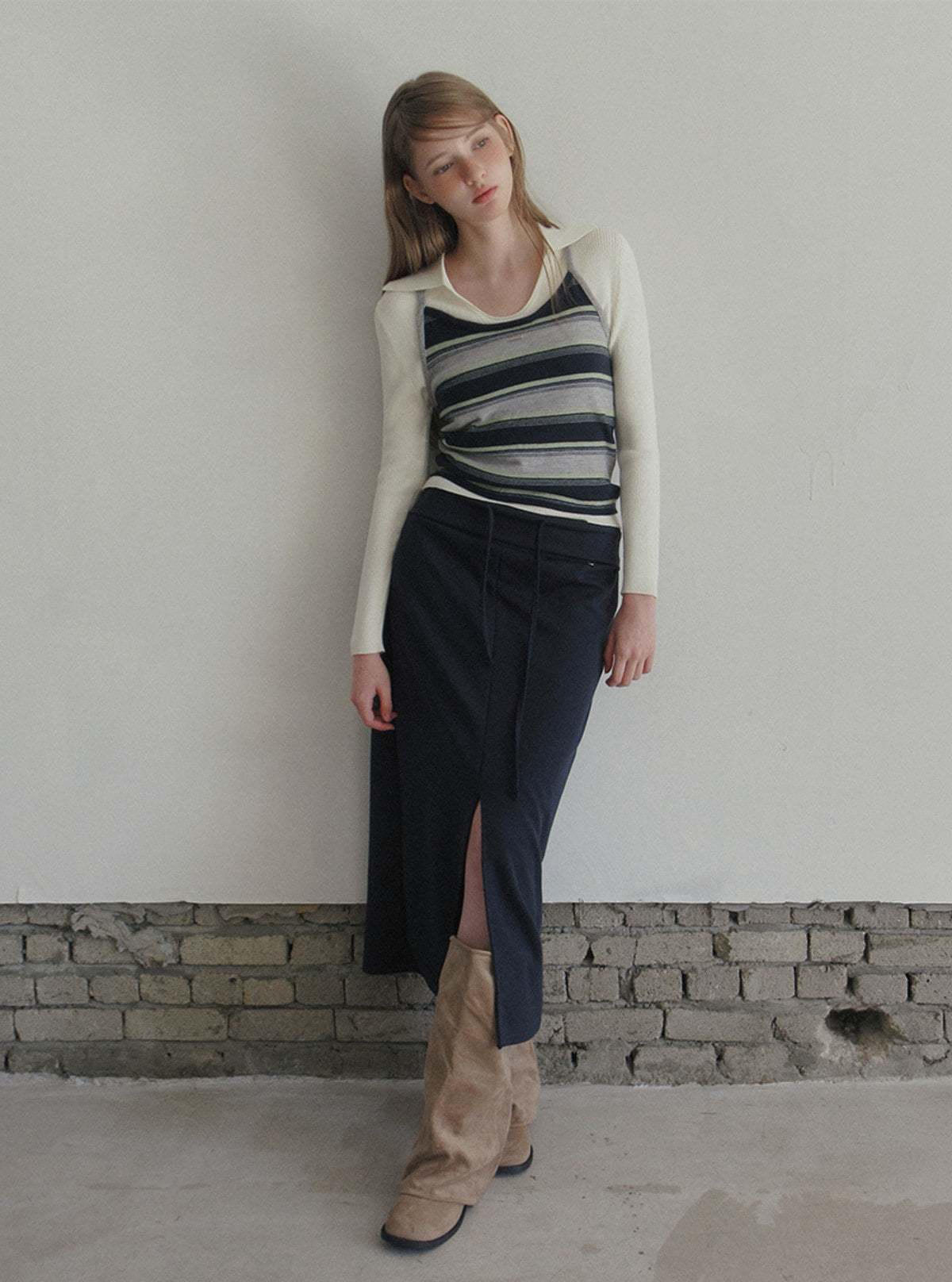TWEE Curvin wide stripe sleeveless cardigan set | Product styling view 4