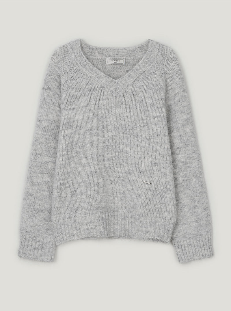 Rico basic loose-fit V-neck long sleeve knit | Light gray cutout