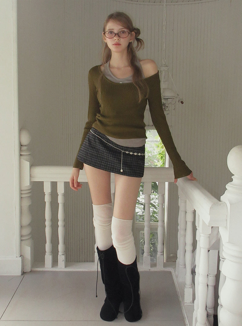 TWEE Kellon halter layered long sleeve knit | Product styling view 9
