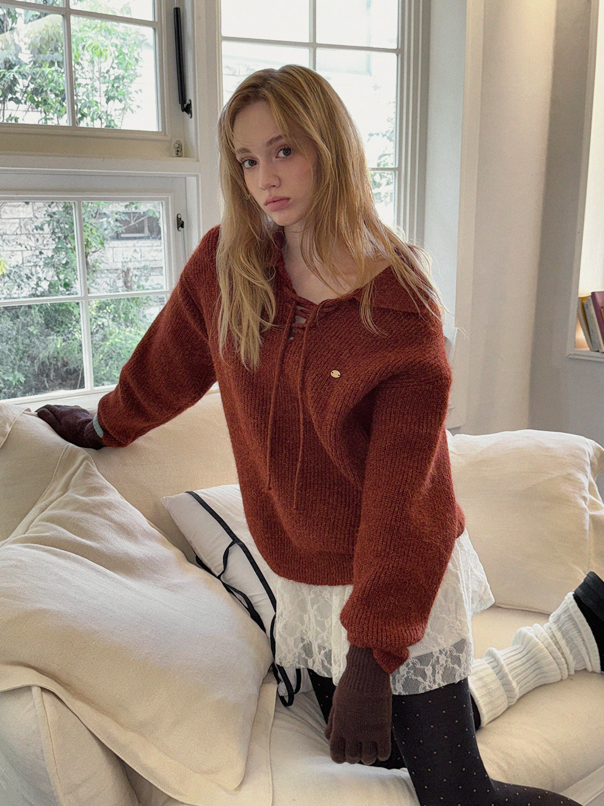 Ventil Lace-Up Loose-Fit Knit